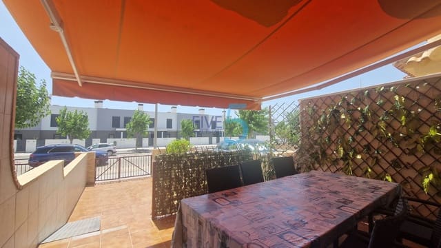 3 quarto Casa em Banda para venda em Torre de la Horadada, Pilar de la Horadada com piscina garagem - 229 000 € (Ref: 10052023)