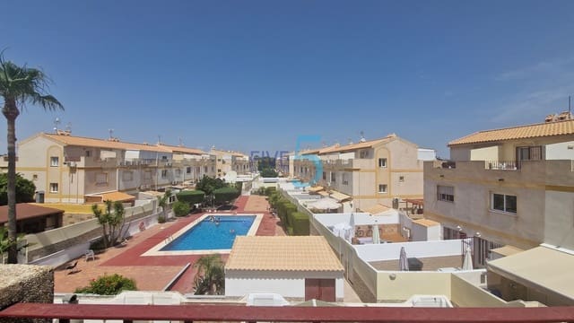 3 quarto Casa em Banda para venda em Torre de la Horadada, Pilar de la Horadada com piscina garagem - 229 000 € (Ref: 10052023)
