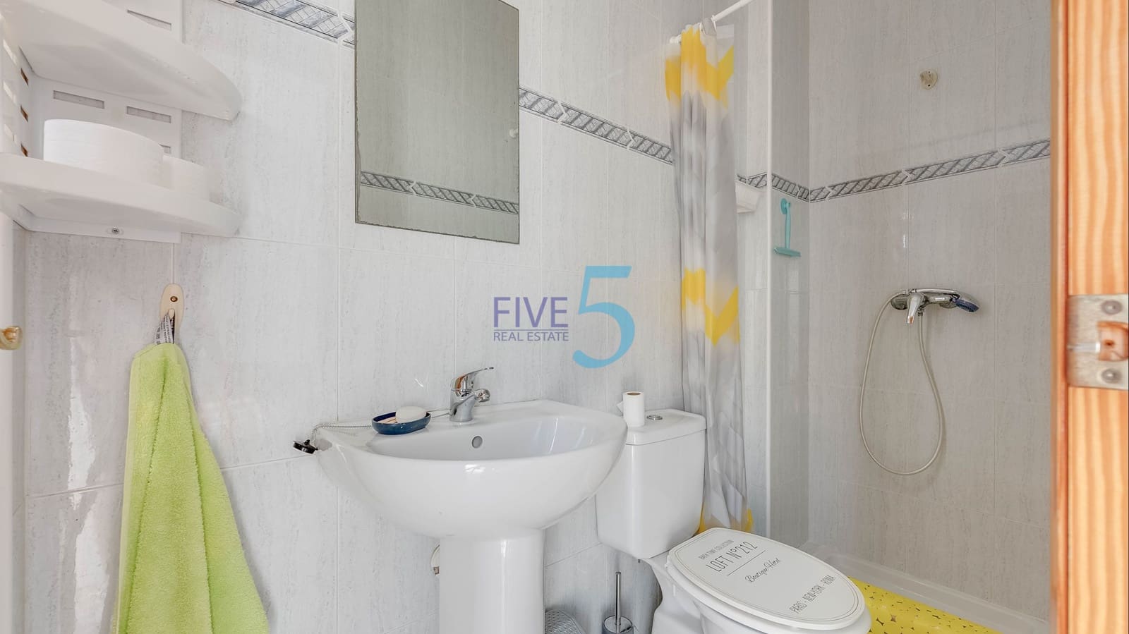 3 bedroom Townhouse for sale in Torre de la Horadada with pool garage - € 229,000 (Ref: 10052023)