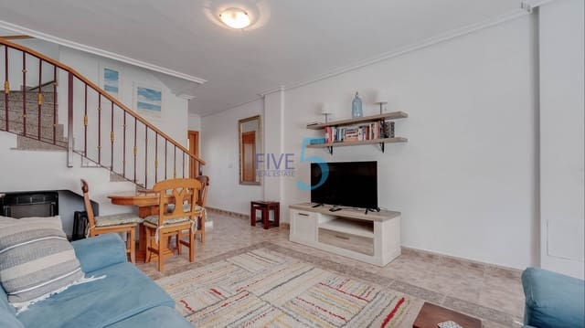 3 makuuhuone Omakotitalo myytävänä paikassa Torre de la Horadada, Pilar de la Horadada mukana uima-altaan 
autotalli - 229 000 € (Ref: 10052023)