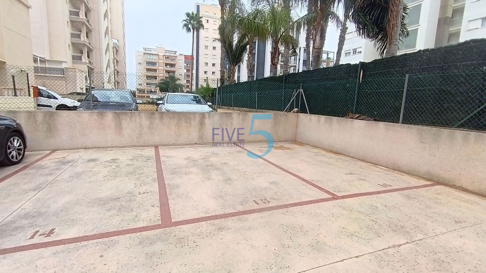 2 chambre Appartement à vendre à Guardamar del Segura avec piscine garage - 165 000 € (Ref: 10052129)