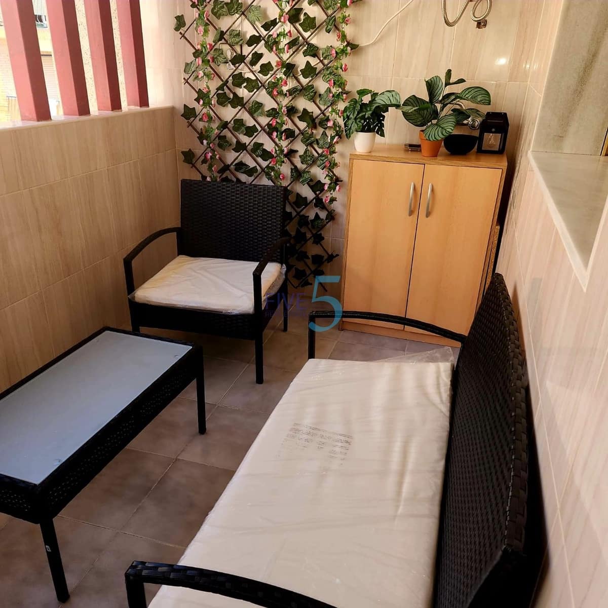 2 sovrum Lägenhet till salu i Torrevieja med garage - 149 000 € (Ref: 10054336)