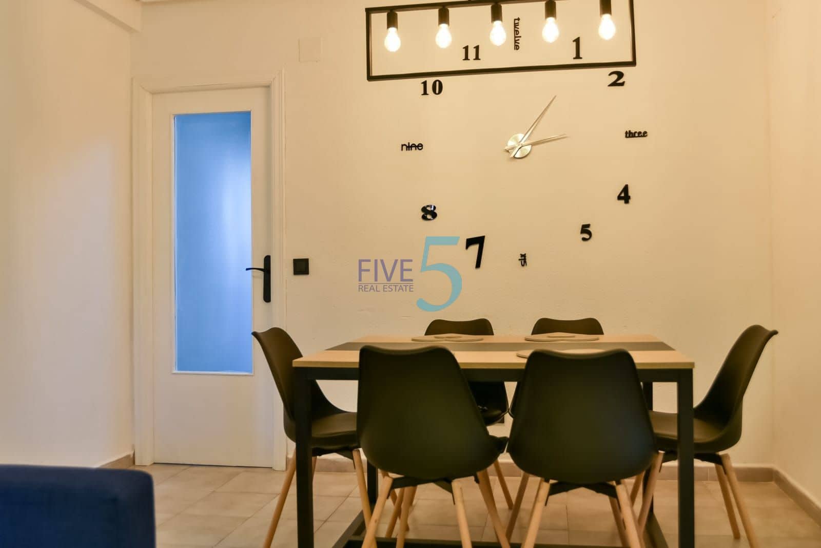2 sovrum Lägenhet till salu i Torrevieja med garage - 149 000 € (Ref: 10054336)
