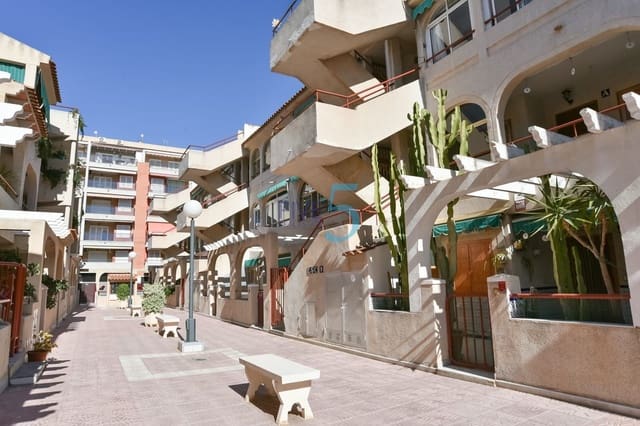 2 sovrum Lägenhet till salu i Torrevieja med garage - 149 000 € (Ref: 10054336)