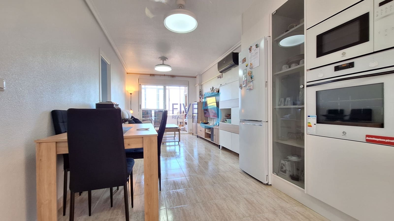 3 soveværelse Lejlighed til salg i Torrevieja med swimmingpool garage - € 149.000 (Ref: 10055771)