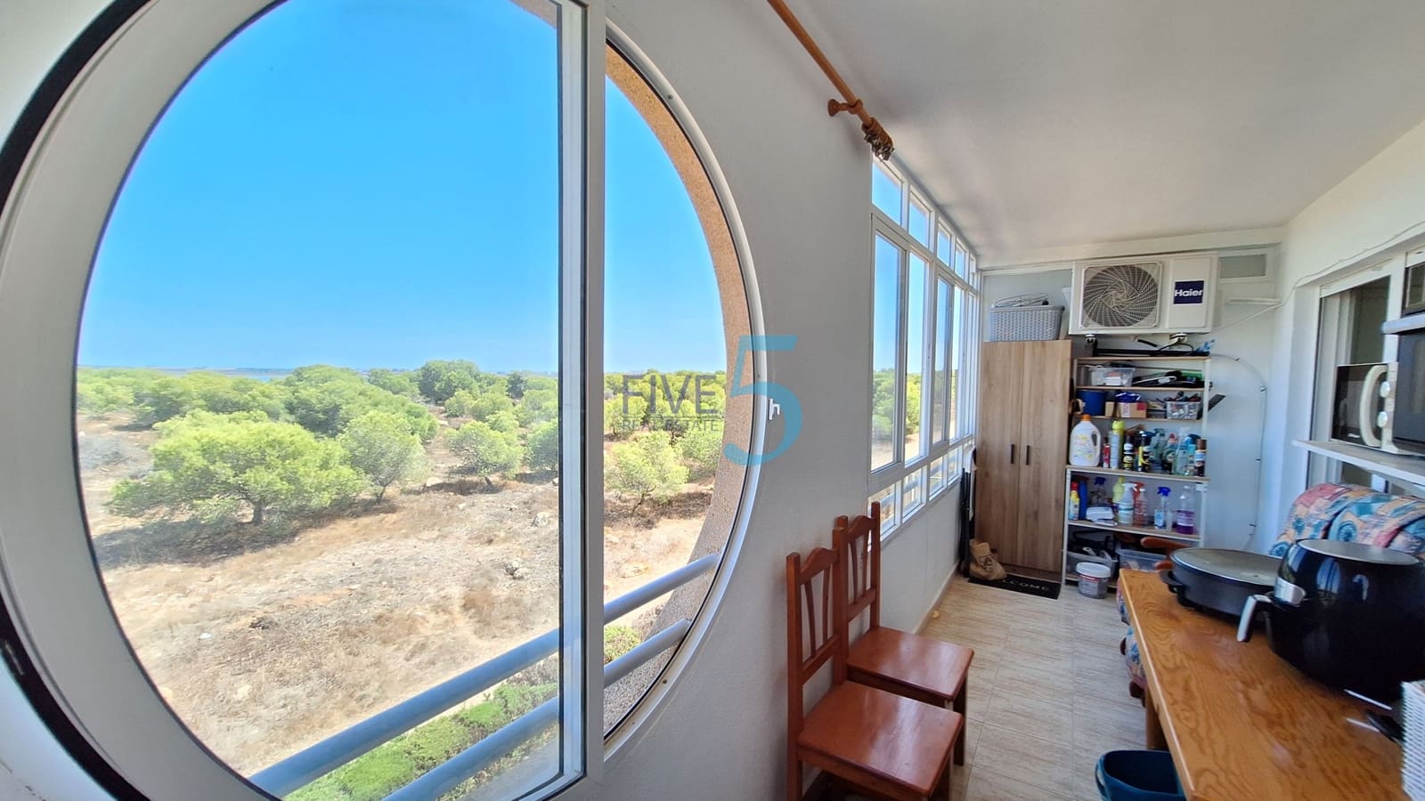 3 soveværelse Lejlighed til salg i Torrevieja med swimmingpool garage - € 149.000 (Ref: 10055771)