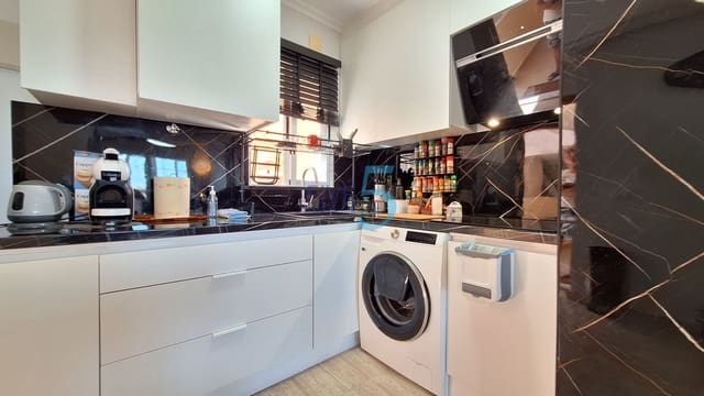3 soveværelse Lejlighed til salg i Torrevieja med swimmingpool garage - € 149.000 (Ref: 10055771)