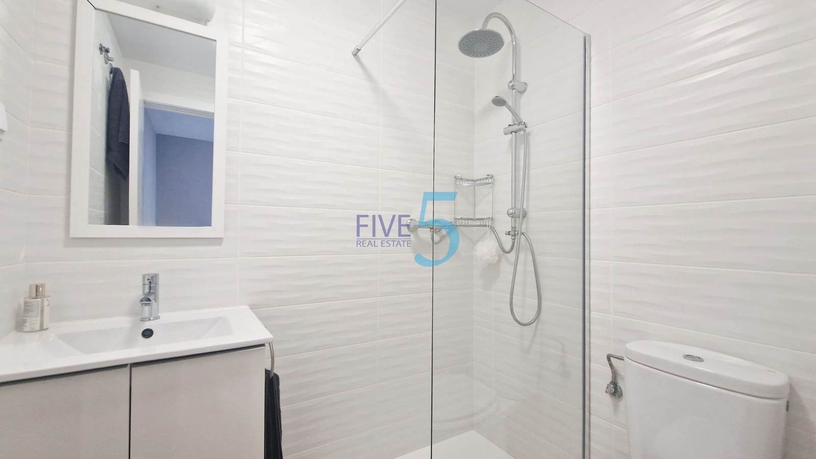 3 makuuhuone Huoneisto myytävänä paikassa San Cayetano mukana uima-altaan - 155 000 € (Ref: 10057269)