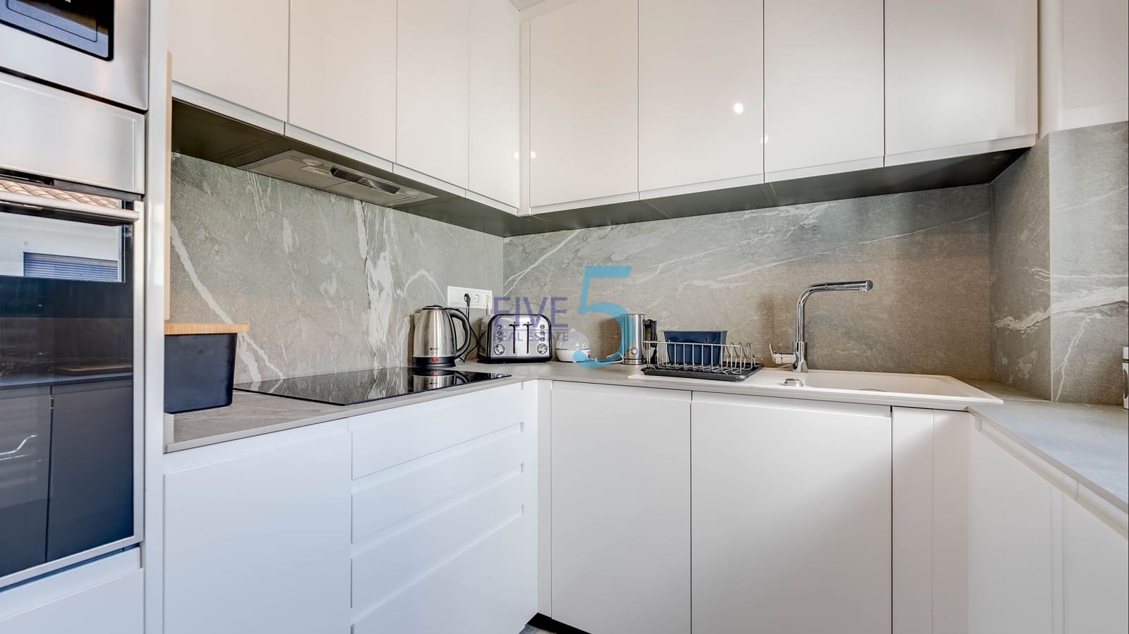 3 bedroom Apartment for sale in San Cayetano with pool - € 155,000 (Ref: 10057269)