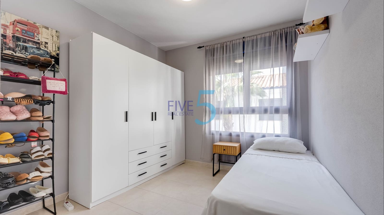 3 bedroom Apartment for sale in San Cayetano with pool - € 155,000 (Ref: 10057269)