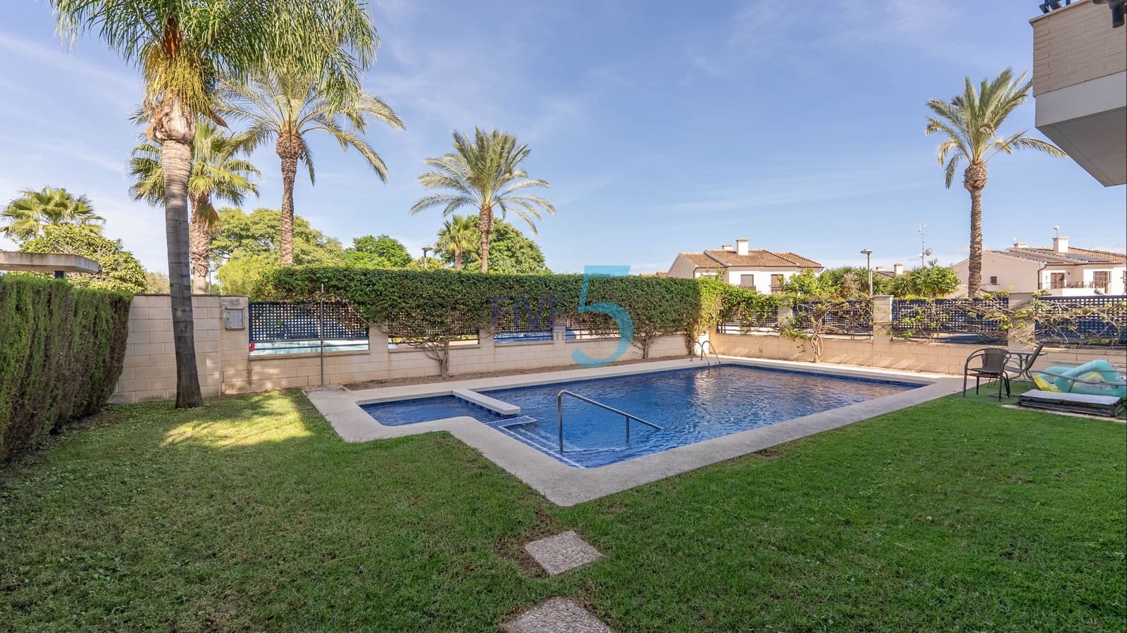 3 bedroom Apartment for sale in San Cayetano with pool - € 155,000 (Ref: 10057269)