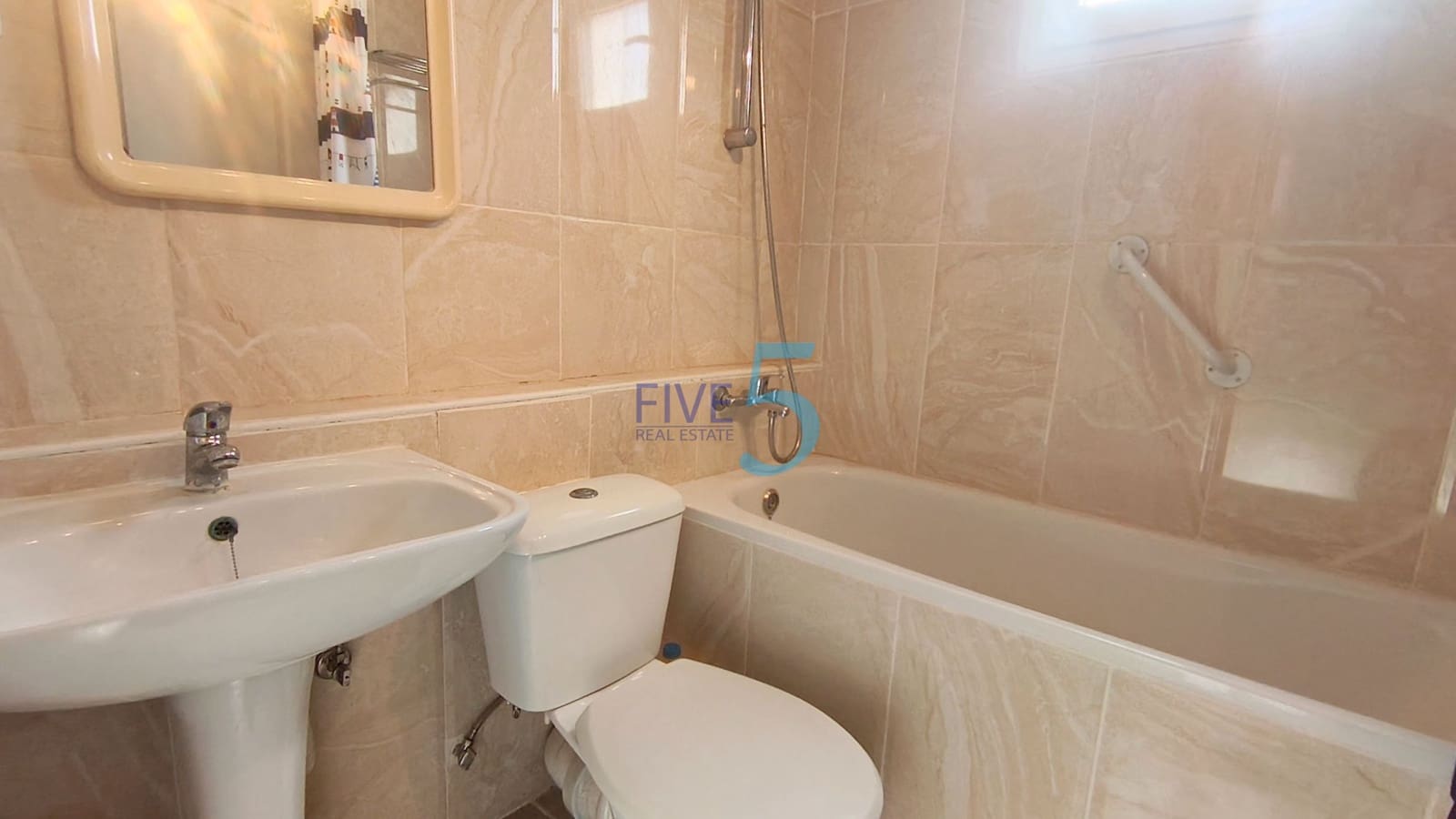 5 chambre Villa/Maison à vendre à San Miguel de Salinas avec piscine garage - 249 995 € (Ref: 10057809)