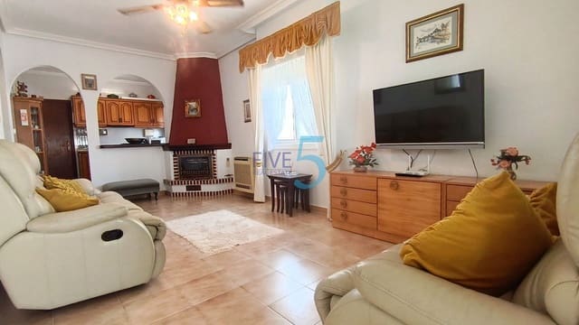 5 chambre Villa/Maison à vendre à San Miguel de Salinas avec piscine garage - 249 995 € (Ref: 10057809)