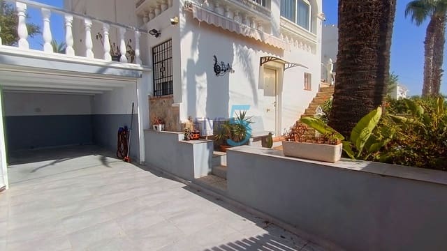 5 chambre Villa/Maison à vendre à San Miguel de Salinas avec piscine garage - 249 995 € (Ref: 10057809)