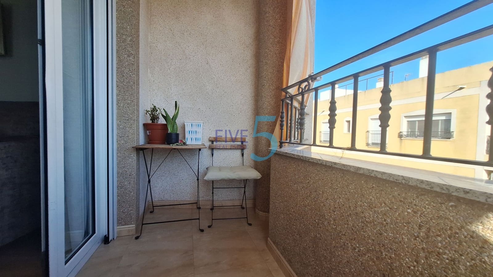 Apartamento de 3 habitaciones en Almoradí en venta - 138.000 € (Ref: 10057810)