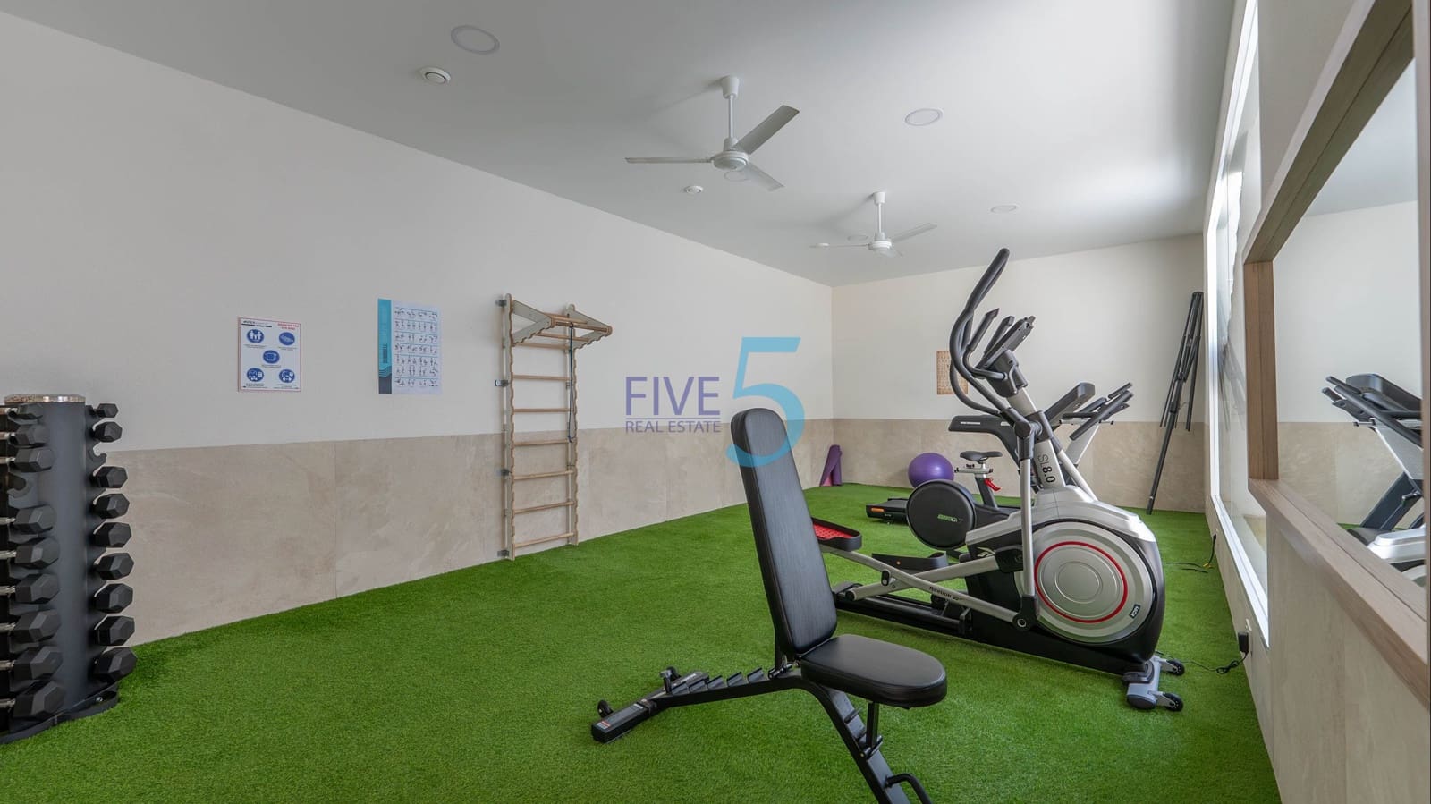 2 Zimmer Apartment zu verkaufen in El Raso mit Pool Garage - 299.000 € (Ref: 10060940)