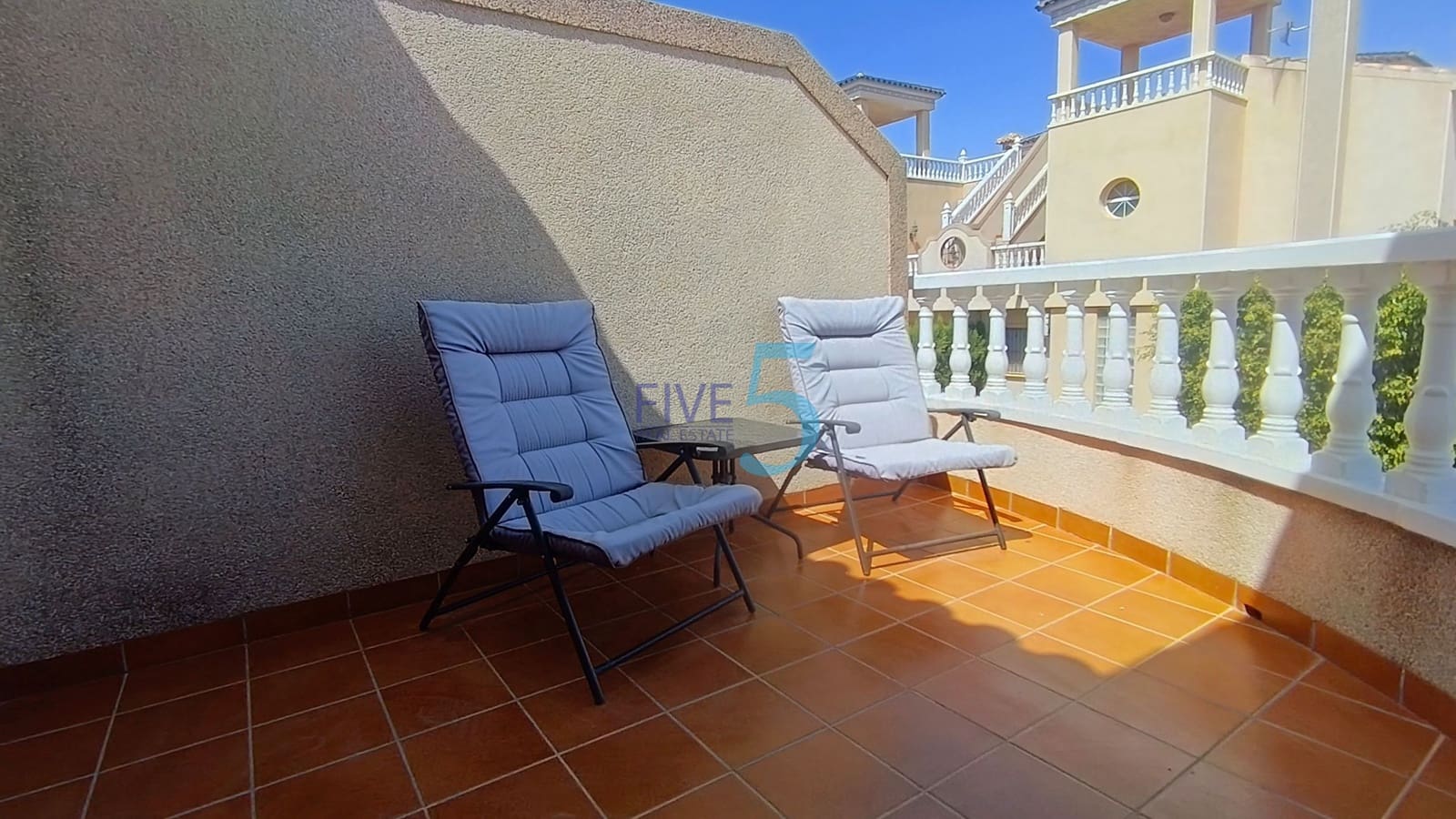 3 camera da letto Villa in vendita in El Raso con piscina garage - 325.000 € (Rif: 10060941)