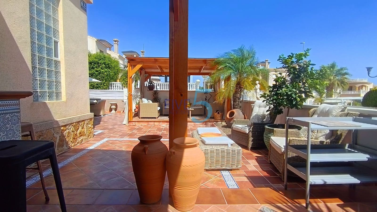 3 camera da letto Villa in vendita in El Raso con piscina garage - 325.000 € (Rif: 10060941)