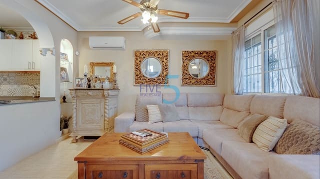 3 sypialnia Willa na sprzedaż w El Raso, Guardamar del Segura z basenem garażem - 325 000 € (Ref: 10060941)