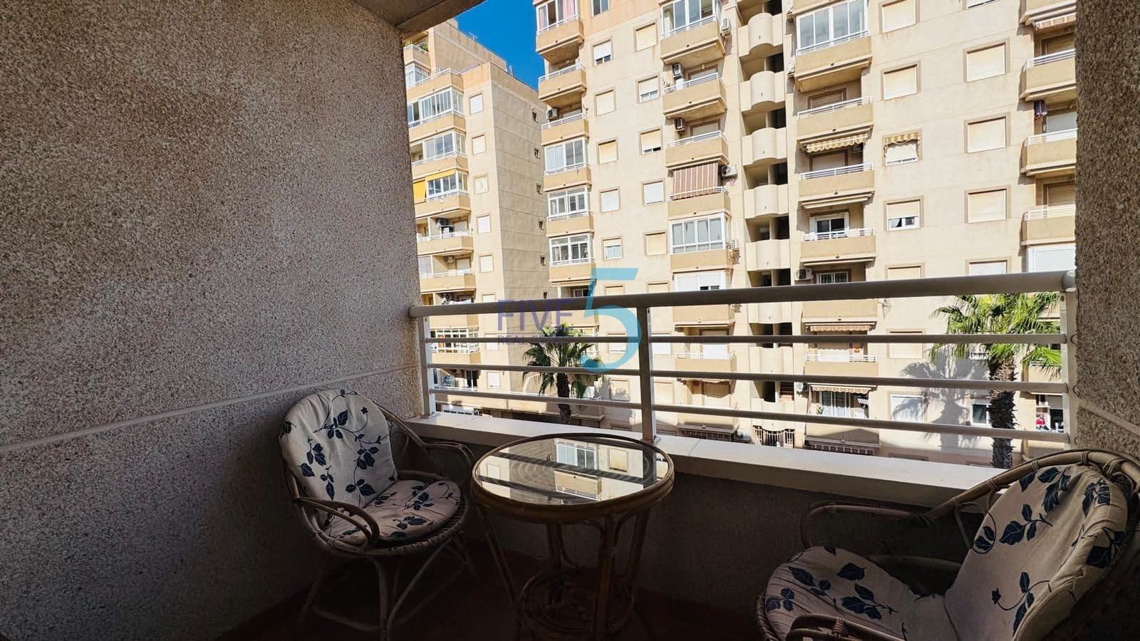 2 sypialnia Apartament na sprzedaż w Torrevieja z basenem - 125 000 € (Ref: 10065009)