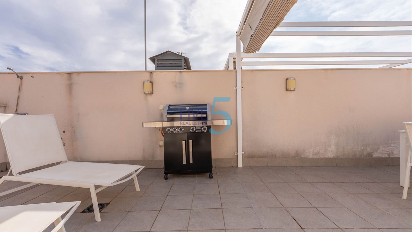 3 bedroom Townhouse for sale in Lo Pagan with pool garage - € 235,000 (Ref: 10065186)