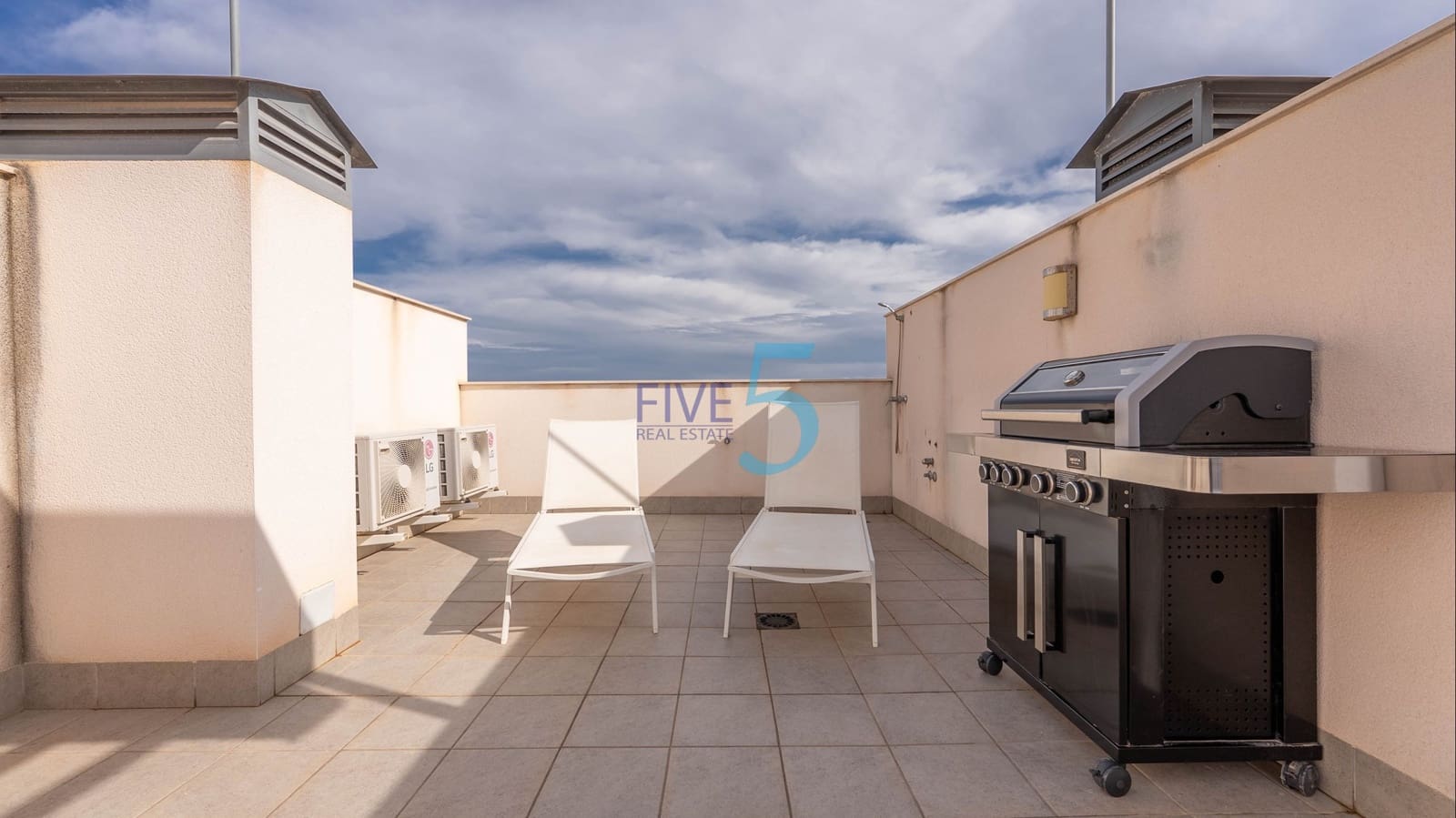 3 bedroom Townhouse for sale in Lo Pagan with pool garage - € 235,000 (Ref: 10065186)