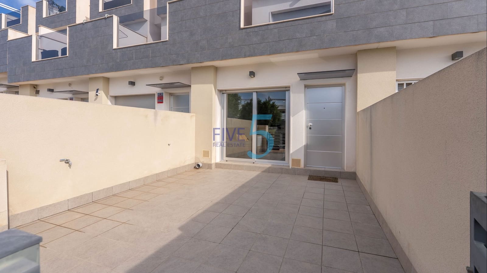 3 bedroom Townhouse for sale in Lo Pagan with pool garage - € 235,000 (Ref: 10065186)
