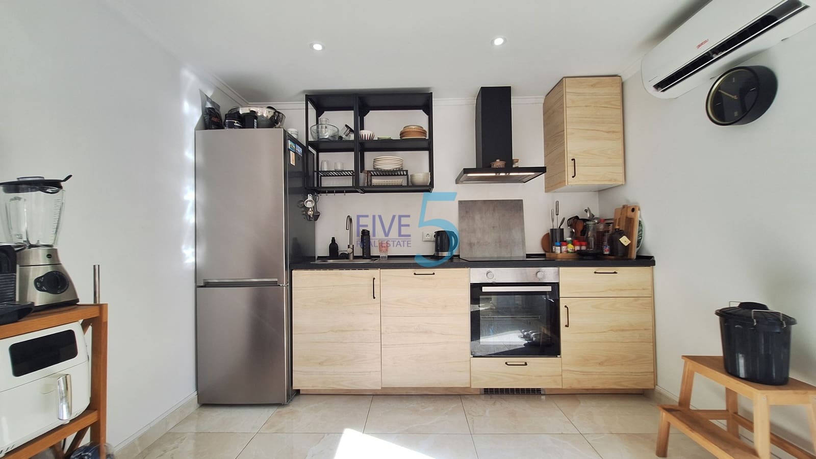 Apartamento de 3 habitaciones en Torrevieja en venta - 239.000 € (Ref: 10065513)
