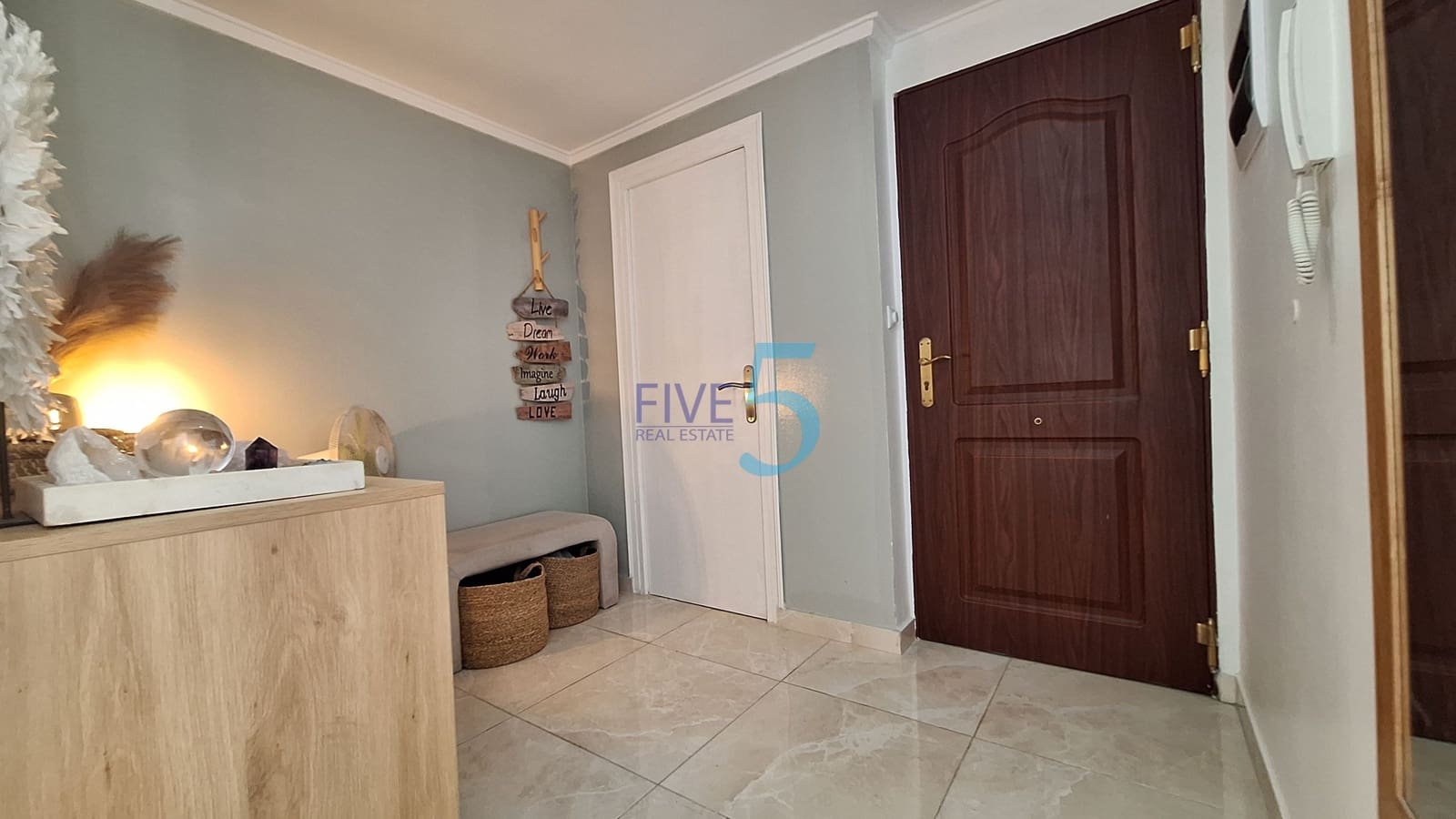 Apartamento de 3 habitaciones en Torrevieja en venta - 239.000 € (Ref: 10065513)