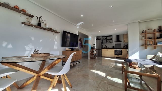 Apartamento de 3 habitaciones en Torrevieja en venta - 239.000 € (Ref: 10065513)