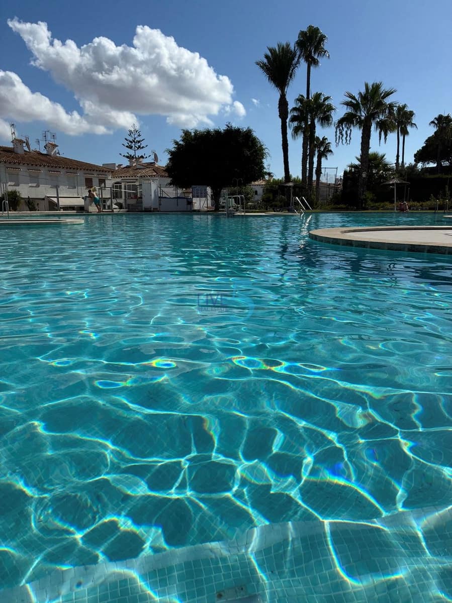 1 bedroom Apartment for sale in Los Balcones with pool - € 107,000 (Ref: 10065676)