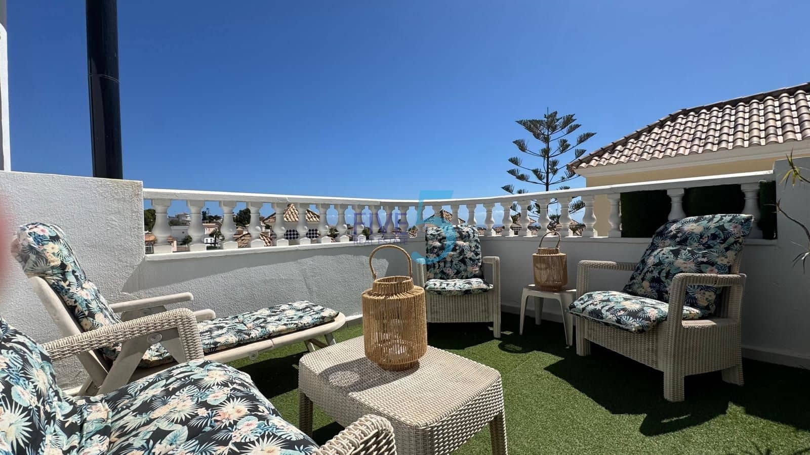 3 chambre Villa/Maison à vendre à Villamartin avec piscine garage - 460 000 € (Ref: 10070178)