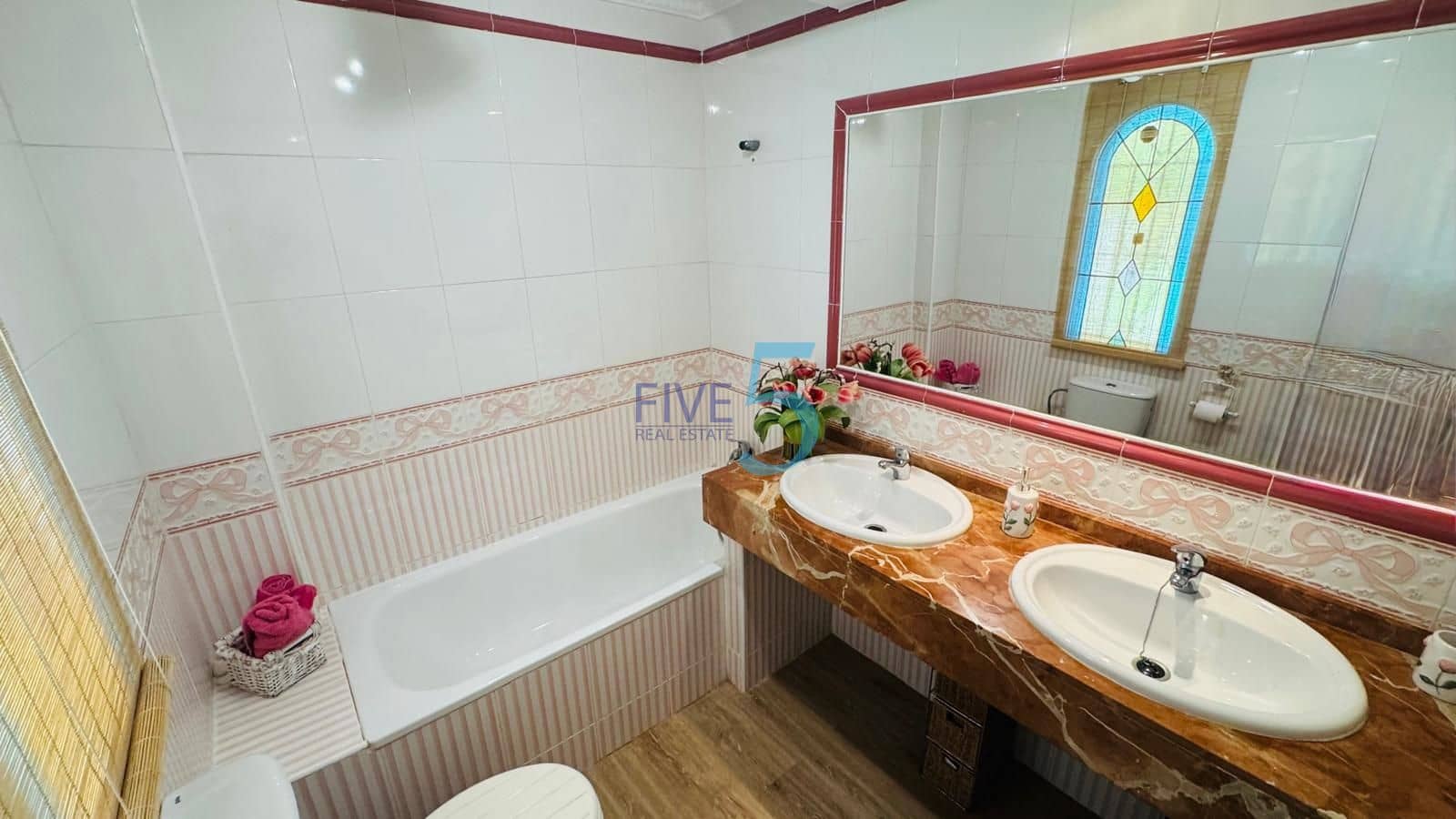 3 chambre Villa/Maison à vendre à Villamartin avec piscine garage - 460 000 € (Ref: 10070178)