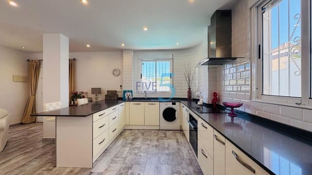 3 chambre Villa/Maison à vendre à Villamartin, Orihuela avec piscine garage - 460 000 € (Ref: 10070178)