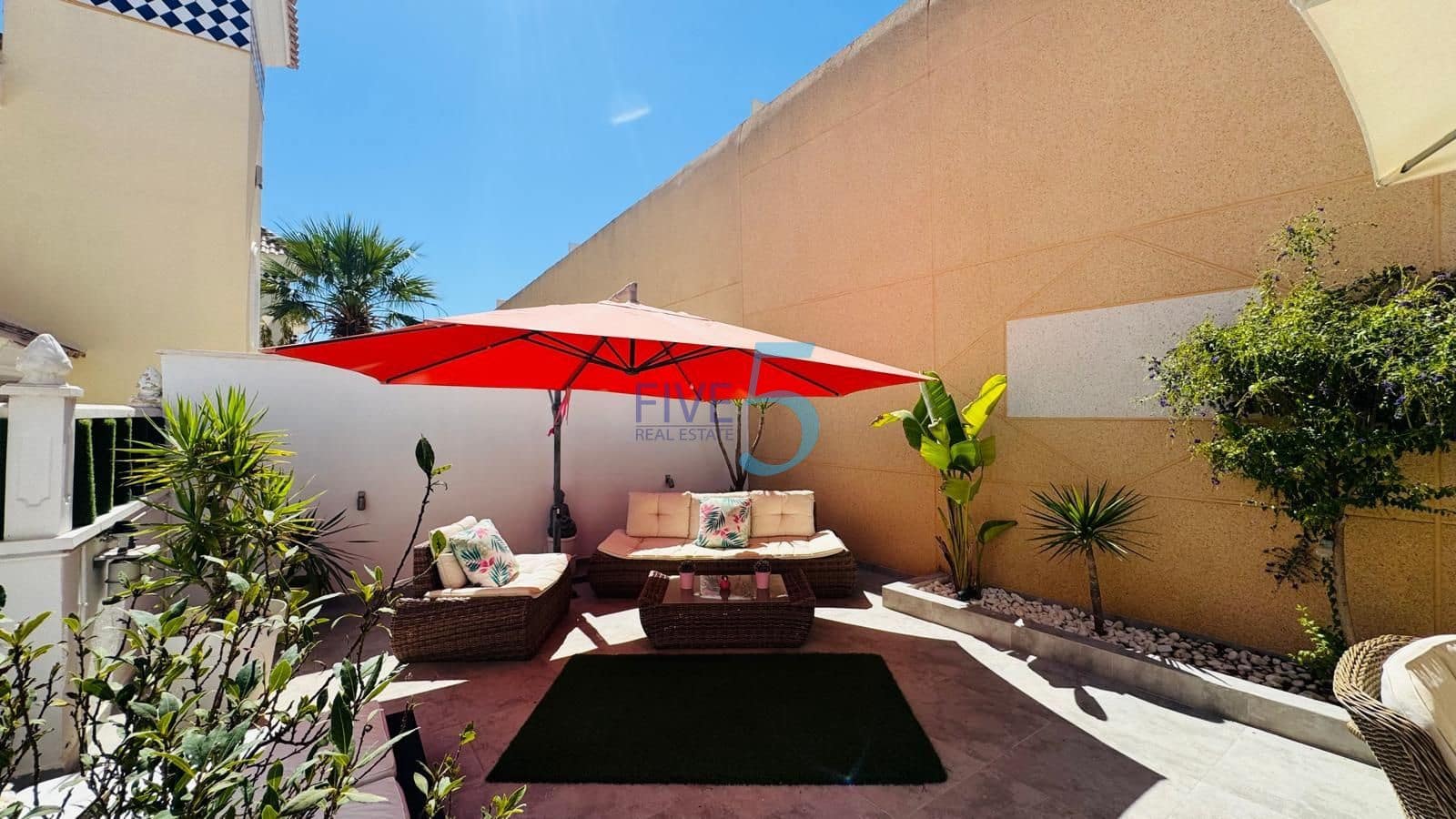 3 chambre Villa/Maison à vendre à Villamartin avec piscine garage - 460 000 € (Ref: 10070178)