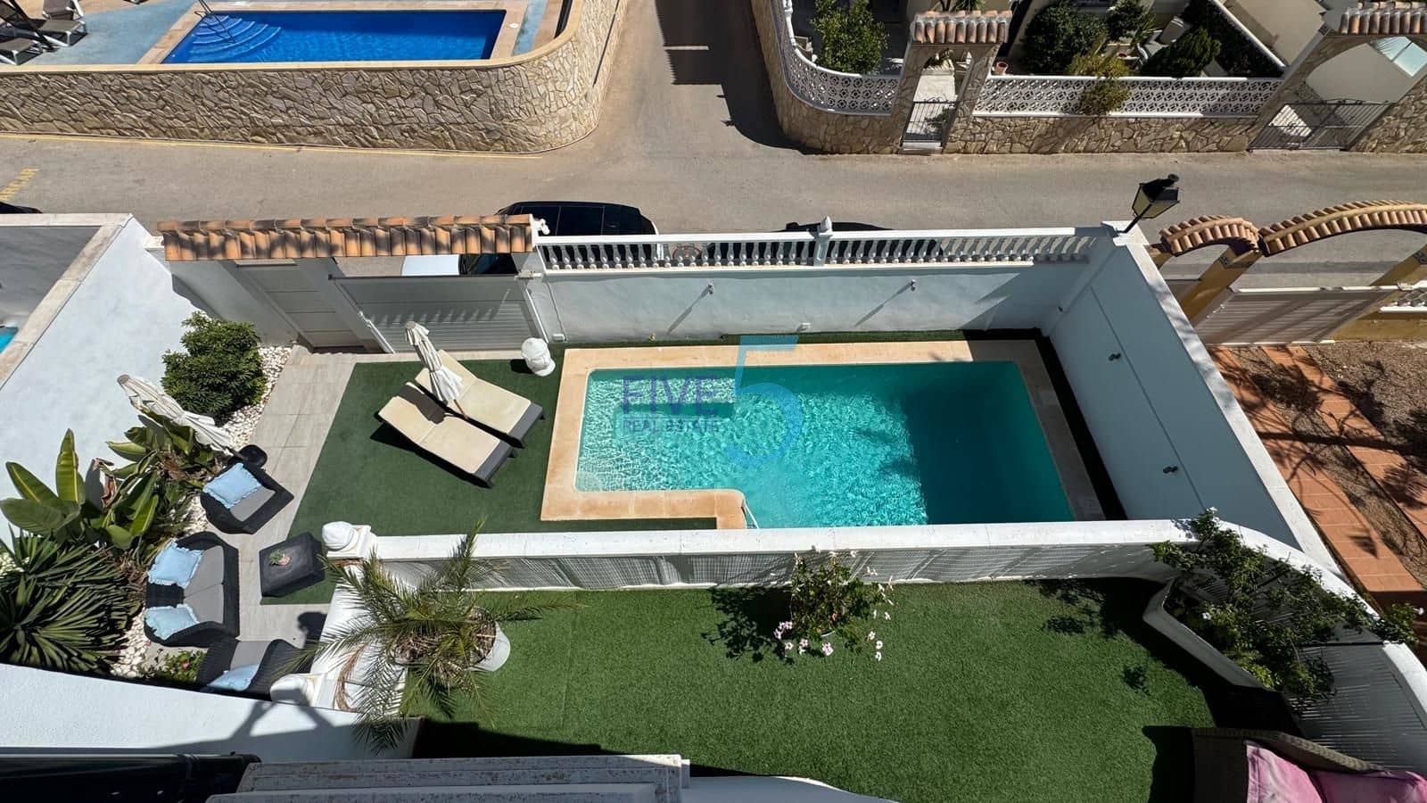 3 chambre Villa/Maison à vendre à Villamartin avec piscine garage - 460 000 € (Ref: 10070178)