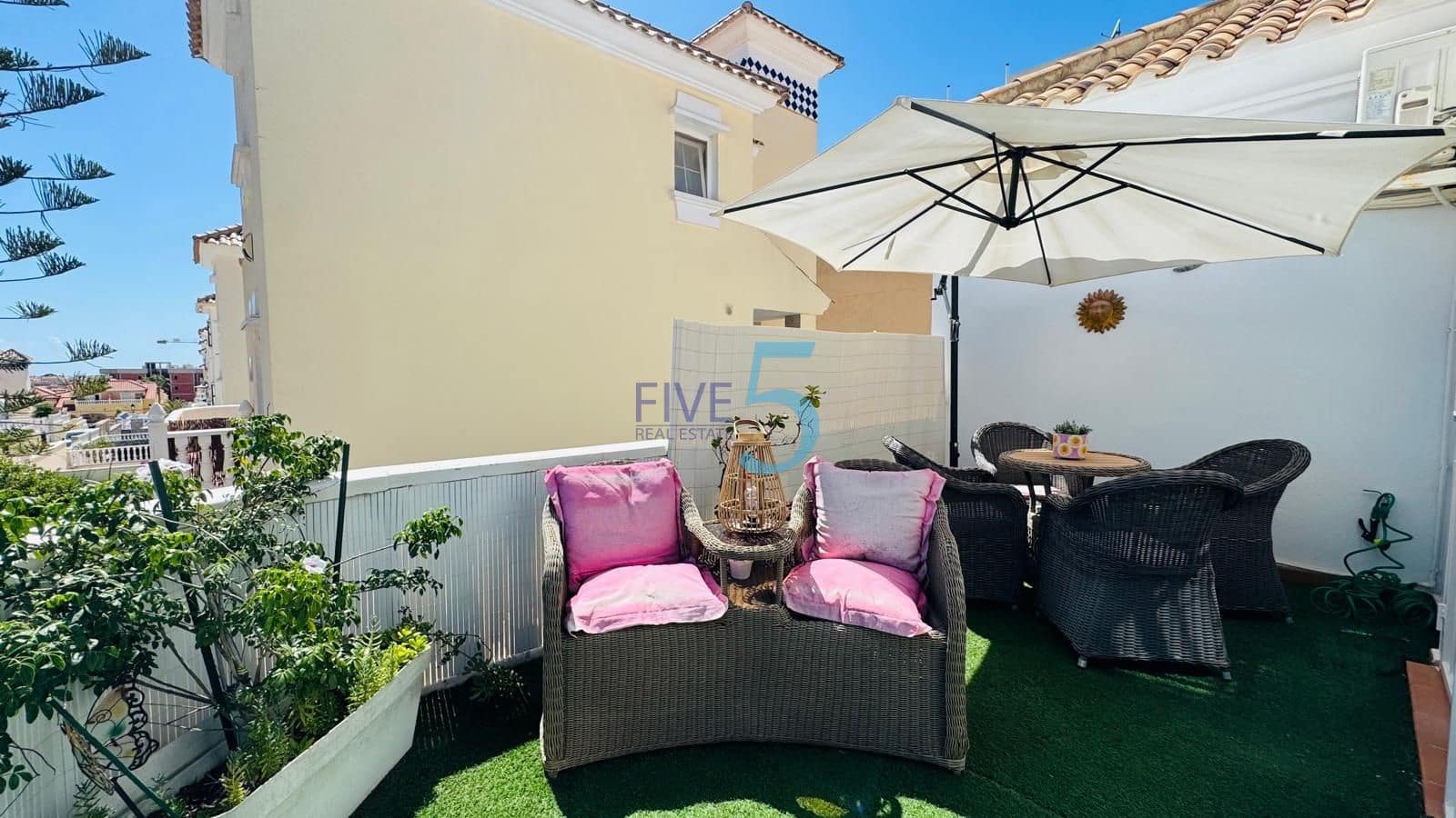 3 chambre Villa/Maison à vendre à Villamartin avec piscine garage - 460 000 € (Ref: 10070178)