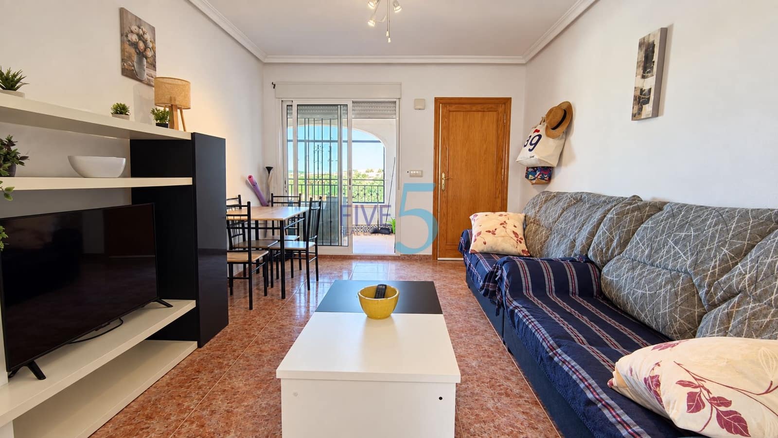 2 Zimmer Apartment zu verkaufen in Vistabella mit Pool Garage - 125.000 € (Ref: 10070179)