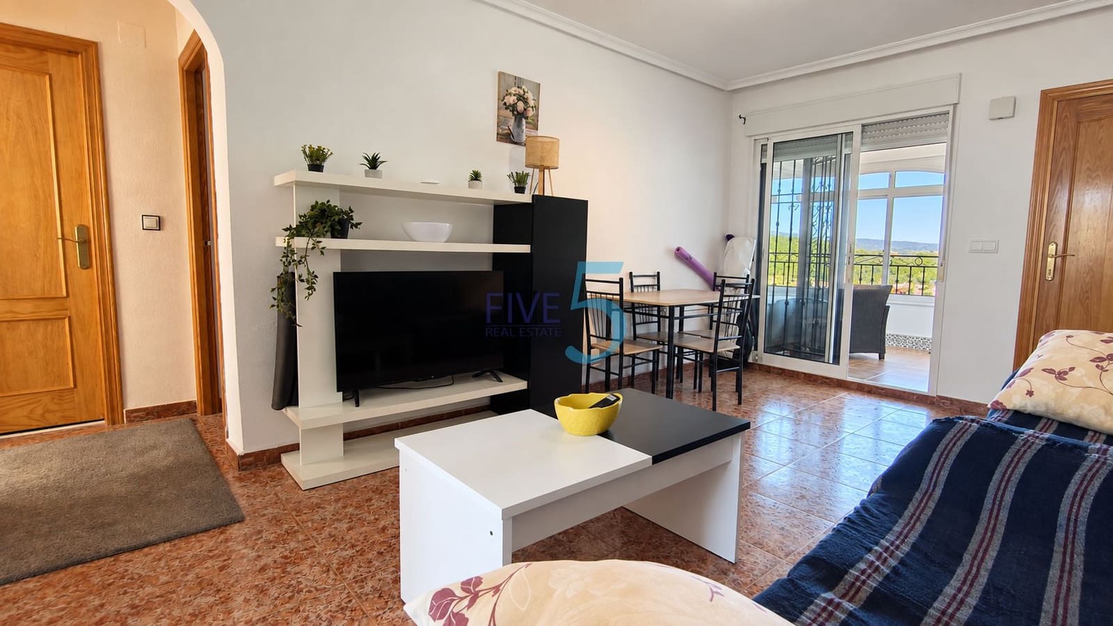 2 Zimmer Apartment zu verkaufen in Vistabella mit Pool Garage - 125.000 € (Ref: 10070179)