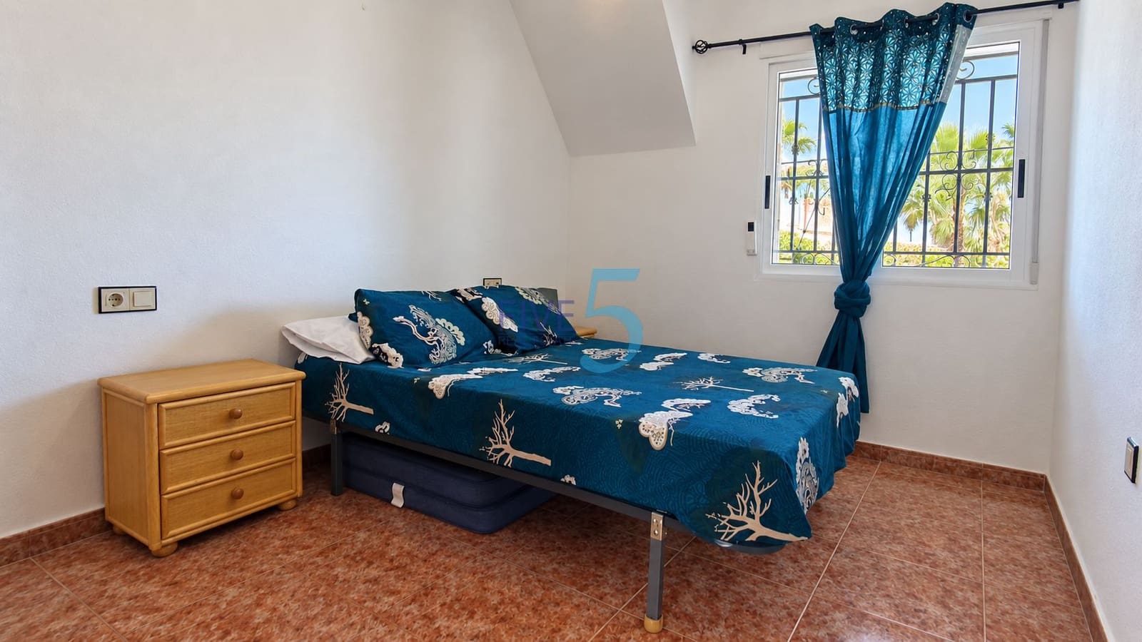 2 Zimmer Apartment zu verkaufen in Vistabella mit Pool Garage - 125.000 € (Ref: 10070179)