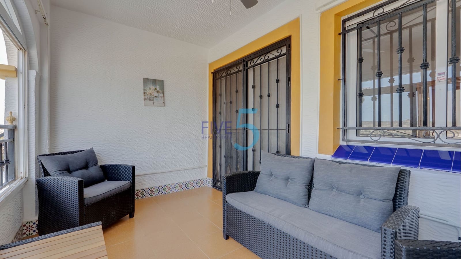 2 bedroom Apartment for sale in Vistabella with pool garage - € 125,000 (Ref: 10070179)