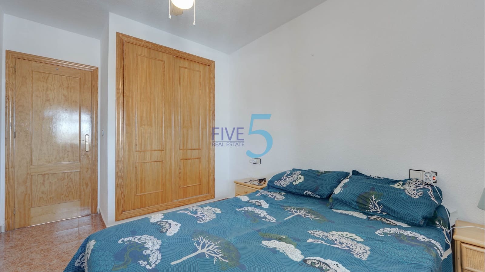 2 bedroom Apartment for sale in Vistabella with pool garage - € 125,000 (Ref: 10070179)