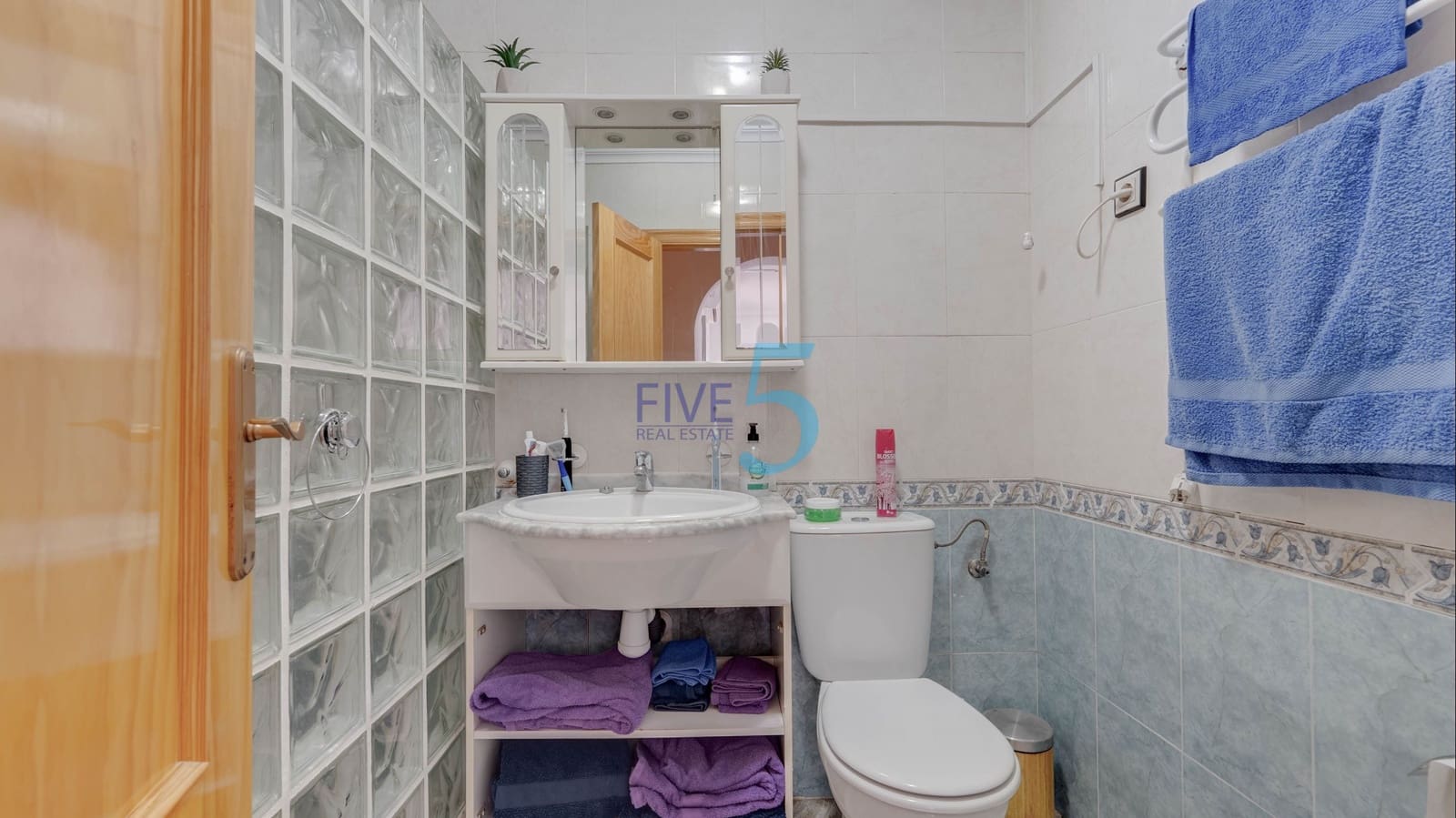 2 bedroom Apartment for sale in Vistabella with pool garage - € 125,000 (Ref: 10070179)