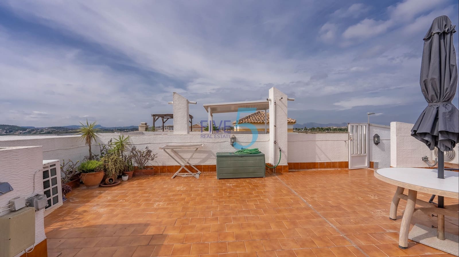 2 bedroom Apartment for sale in Vistabella with pool garage - € 125,000 (Ref: 10070179)
