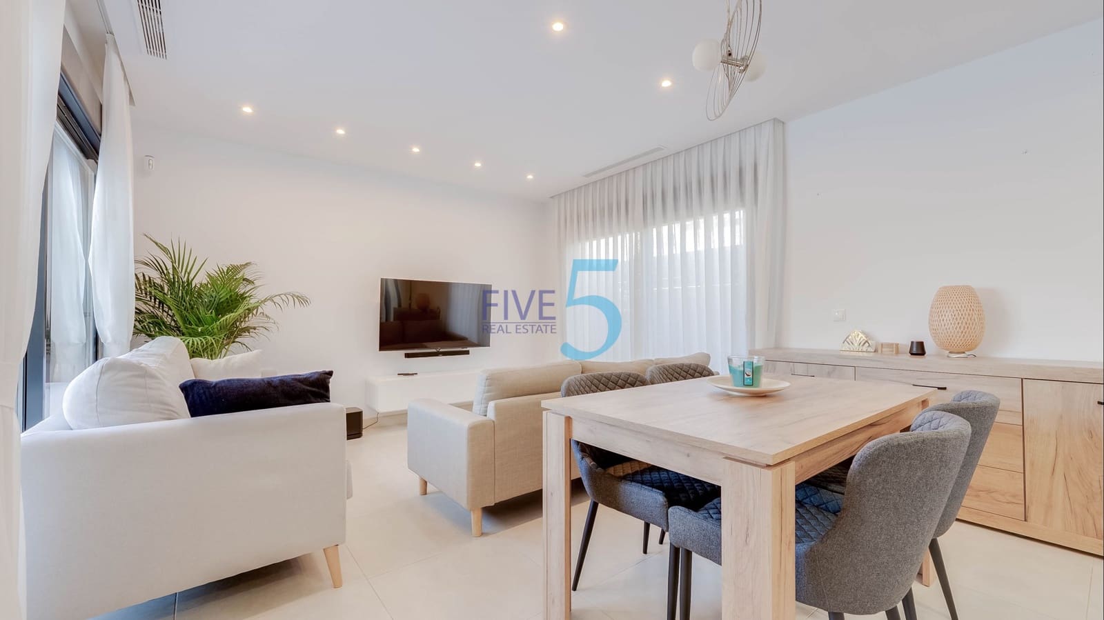 3 quarto Moradia para venda em Benijofar com piscina garagem - 365 000 € (Ref: 10073082)