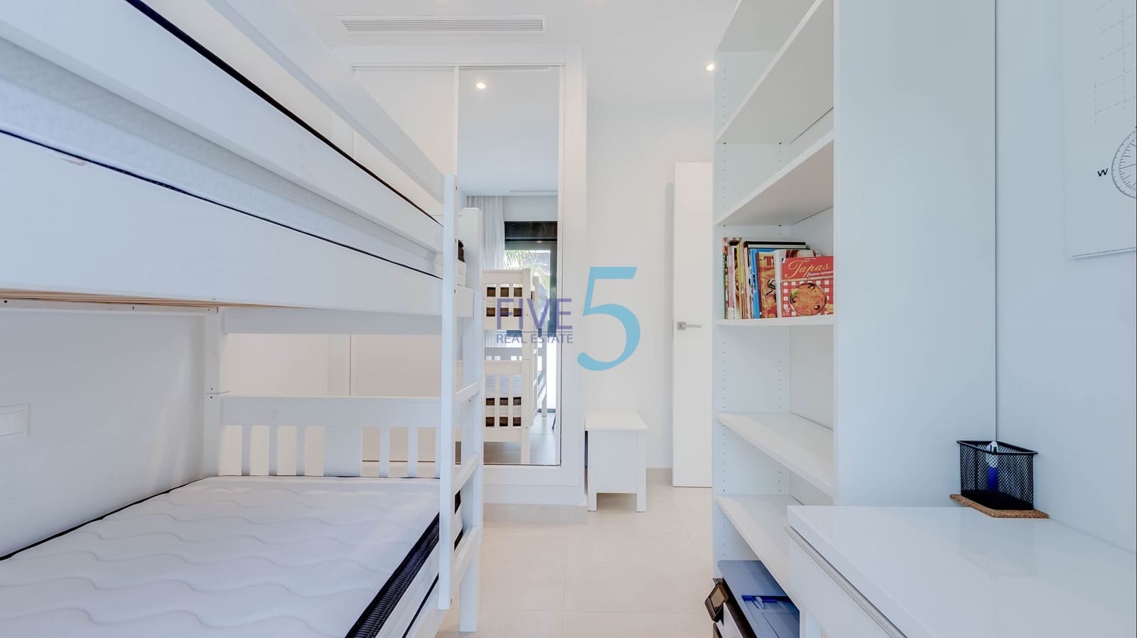 3 quarto Moradia para venda em Benijofar com piscina garagem - 365 000 € (Ref: 10073082)