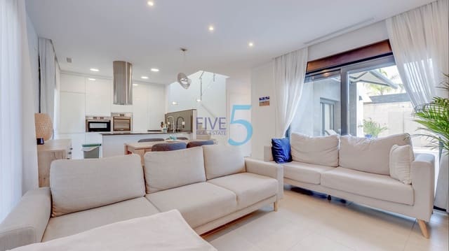 3 quarto Moradia para venda em Benijófar com piscina garagem - 365 000 € (Ref: 10073082)