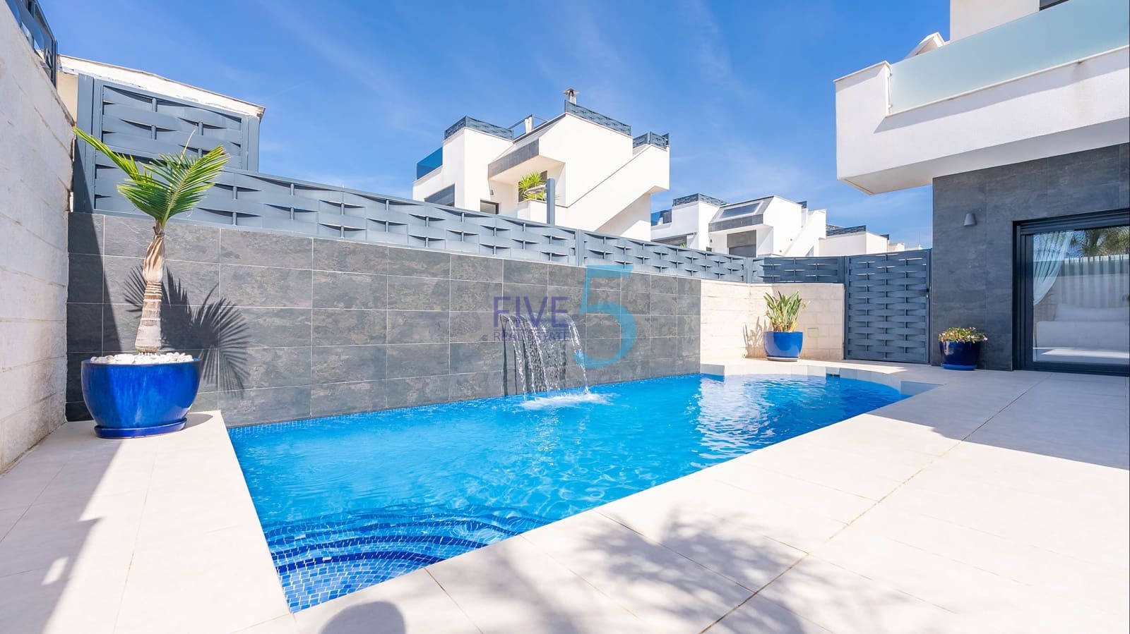 3 quarto Moradia para venda em Benijofar com piscina garagem - 365 000 € (Ref: 10073082)