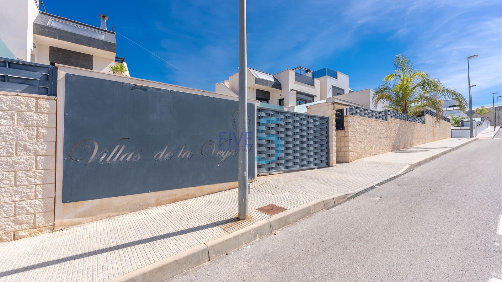 3 quarto Moradia para venda em Benijofar com piscina garagem - 365 000 € (Ref: 10073082)