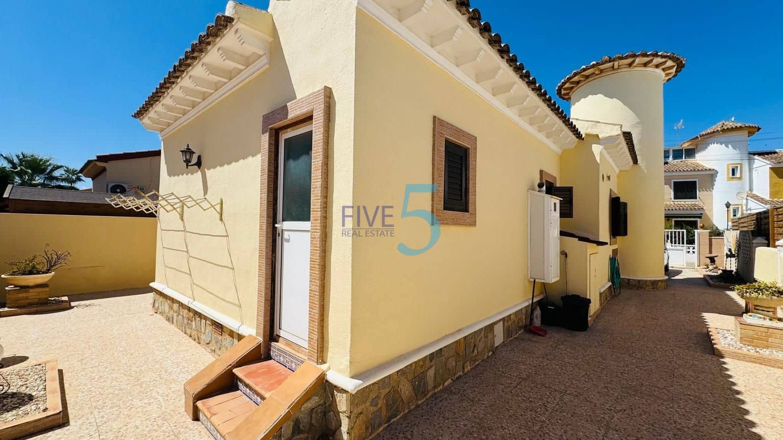2 soverom Villa til salgs i Playa Flamenca med garasje - € 295 000 (Ref: 10073083)